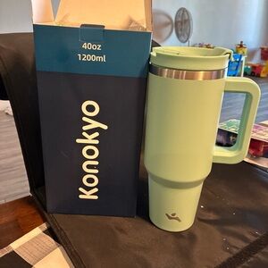 Konokyo 40oz Green Tumbler